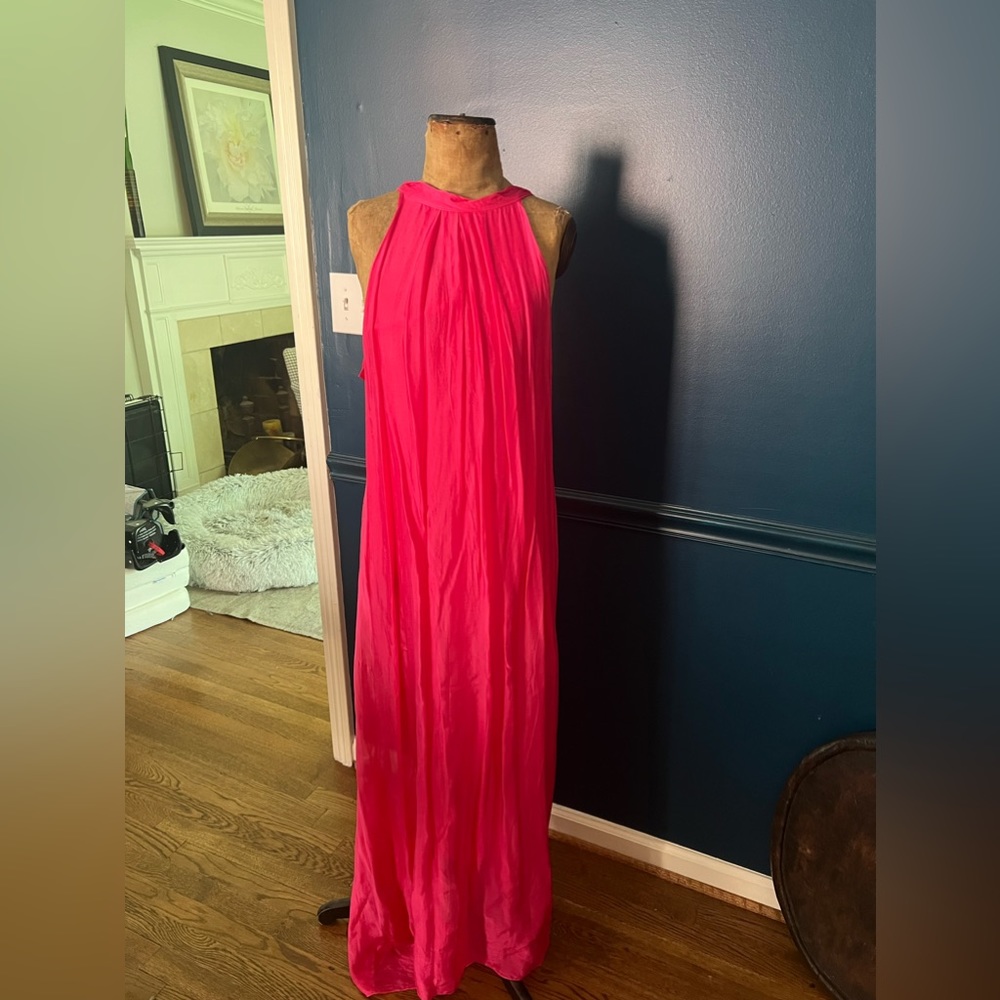 Sofia. Maxi dress hot pink. One size fits most